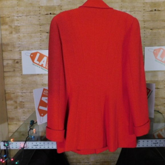 Chanel Red Coat - Picture 12 of 15